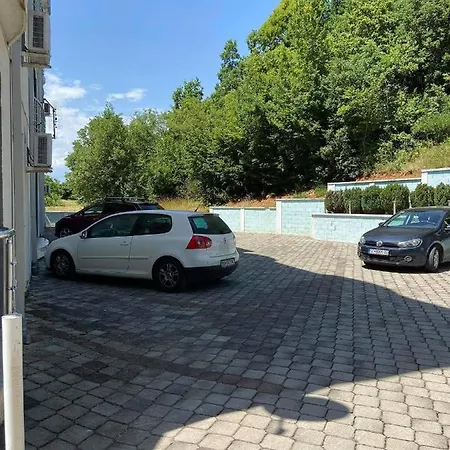 Aqua Blue Apartment Pestani Exterior photo